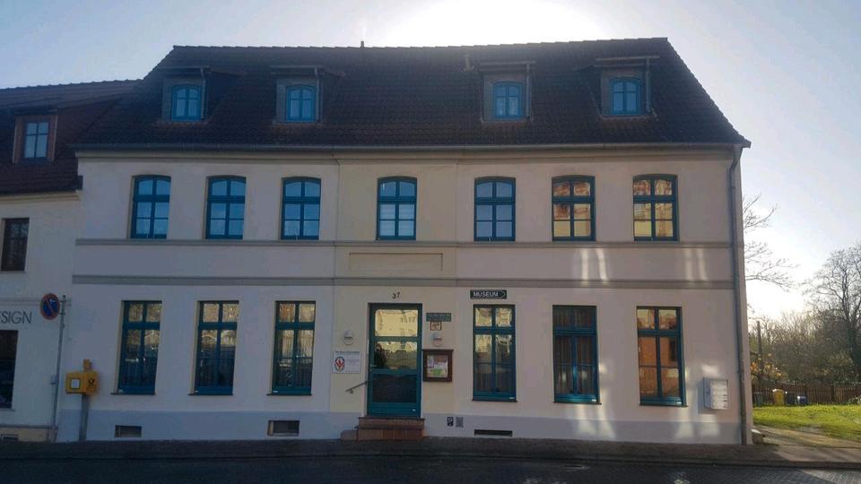 Erdgeschoßwohnung Wolmirstedt - 2 Zimmer, 103 m&sup2;, 499&euro; | Angebot:24514812