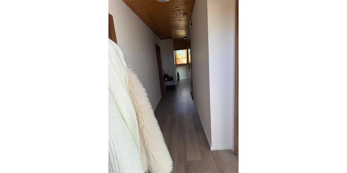 Dachgeschoßwohnung Rosenfeld - 2 Zimmer, 71 m&sup2;, 750&euro; | Angebot:26463446