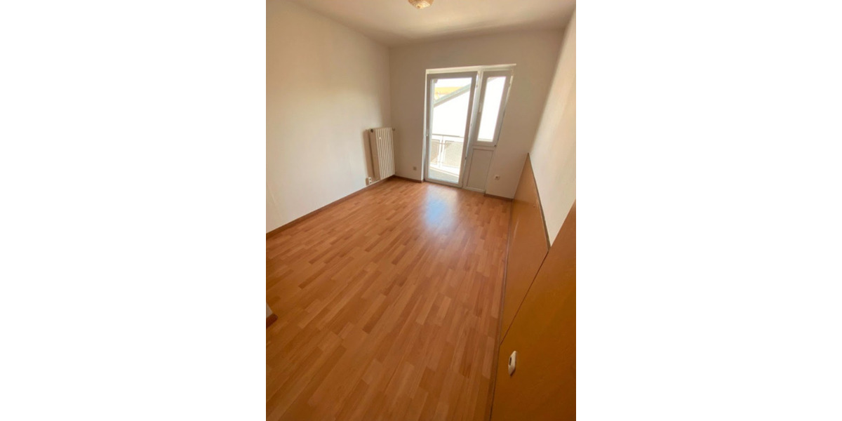 Etagenwohnung Wiesbaden Mainz-Kastel - 1 Zimmer, 20 m&sup2;, 370&euro; | Angebot:23408086