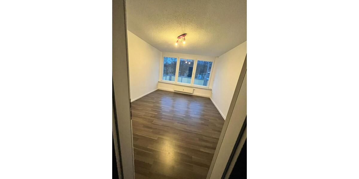 Etagenwohnung Bischofswerda - 5 Zimmer, 140 m&sup2;, 920&euro; | Angebot:24705759