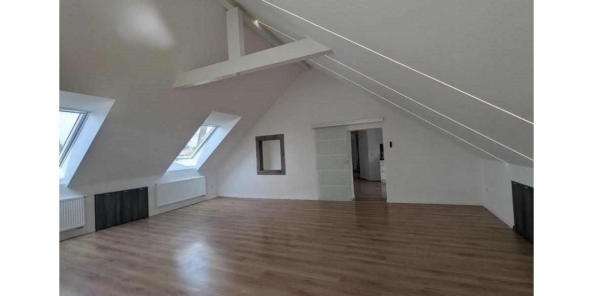 Etagenwohnung Friedrichsthal - 4 Zimmer, 130 m&sup2;, 960&euro; | Angebot:26236820