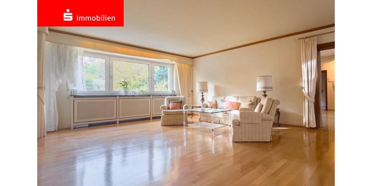 Viel Raum für Stil und Struktur – Wohnung mit Dachterrasse in Neu-Isenburg 5 zimmer