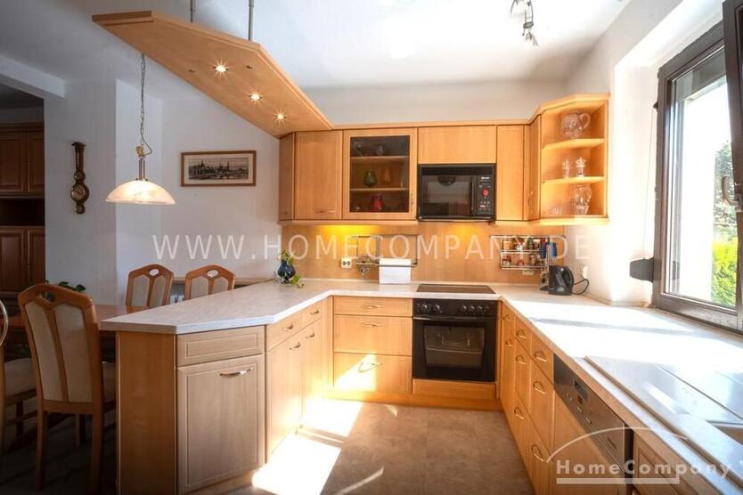 MöbliertFurnished Reihenhaushaus mit Grundstück in Dresden-Niedersedlitz max. 3 Personen