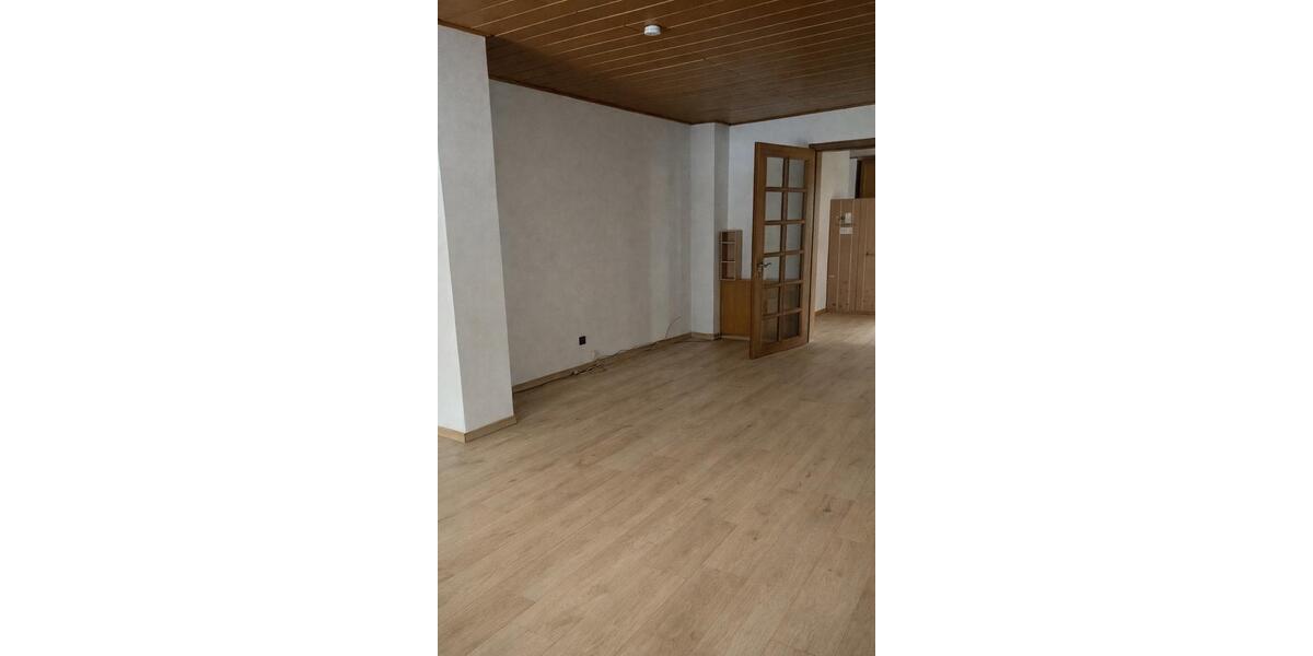 Erdgeschoßwohnung Osnabrück Dodesheide - 4 Zimmer, 125 m&sup2;, 1.200&euro; | Angebot:25158699