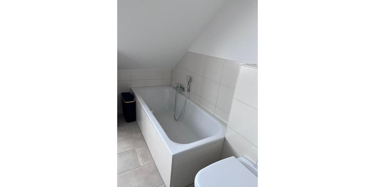 Doppelhaushälfte Hoisdorf - 4 Zimmer, 126 m&sup2;, 2.250&euro; | Angebot:26225615