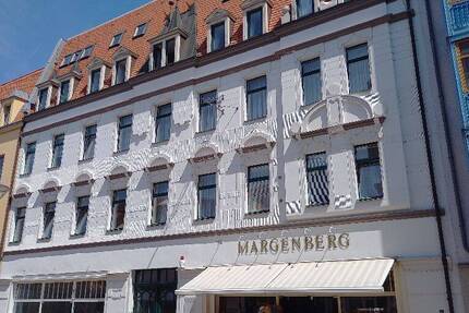 Wohnung Riesa Innenstadt - 4 Zimmer, 135 m&sup2;, 690&euro; | Angebot:26451238
