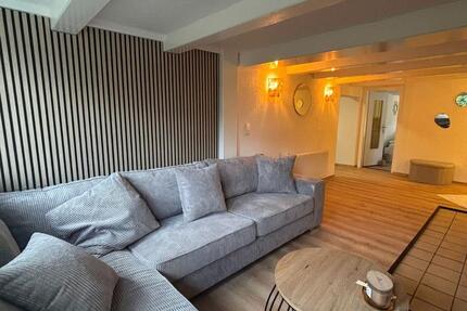 Wohnen auf Zeit Lünen Alstedde - 10 Zimmer, 177 m&sup2;, 15&euro; | Angebot:24789388