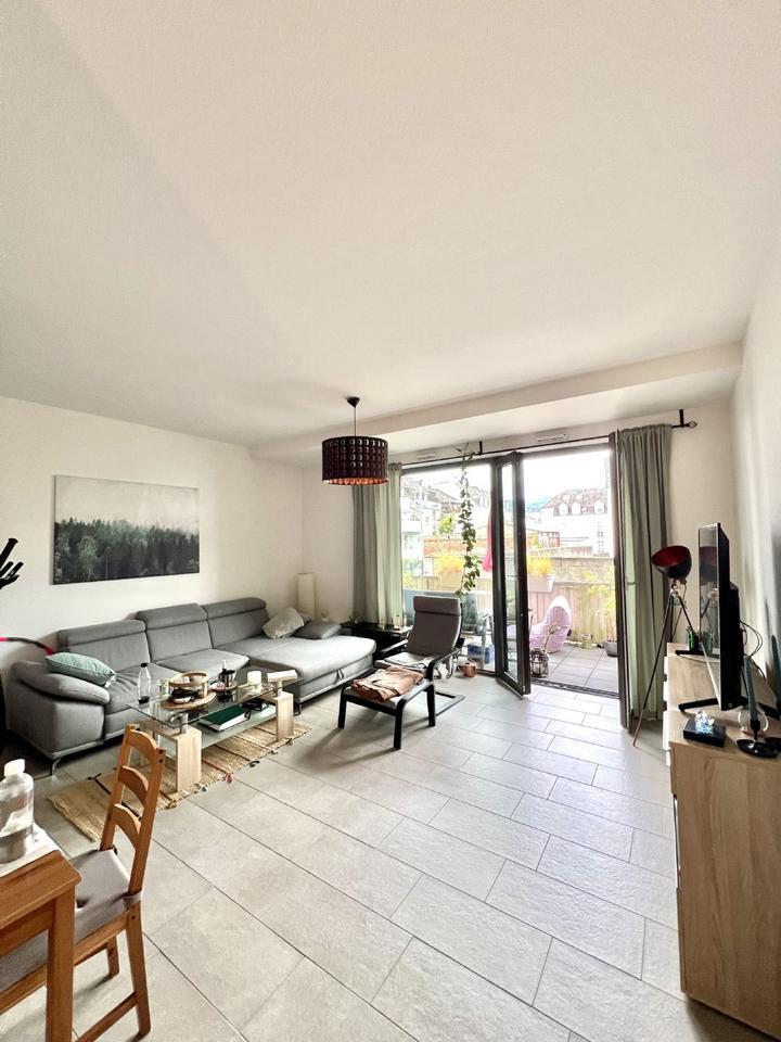 Moderne 2 ZKB Wohnung in perfekter Zentrumslage