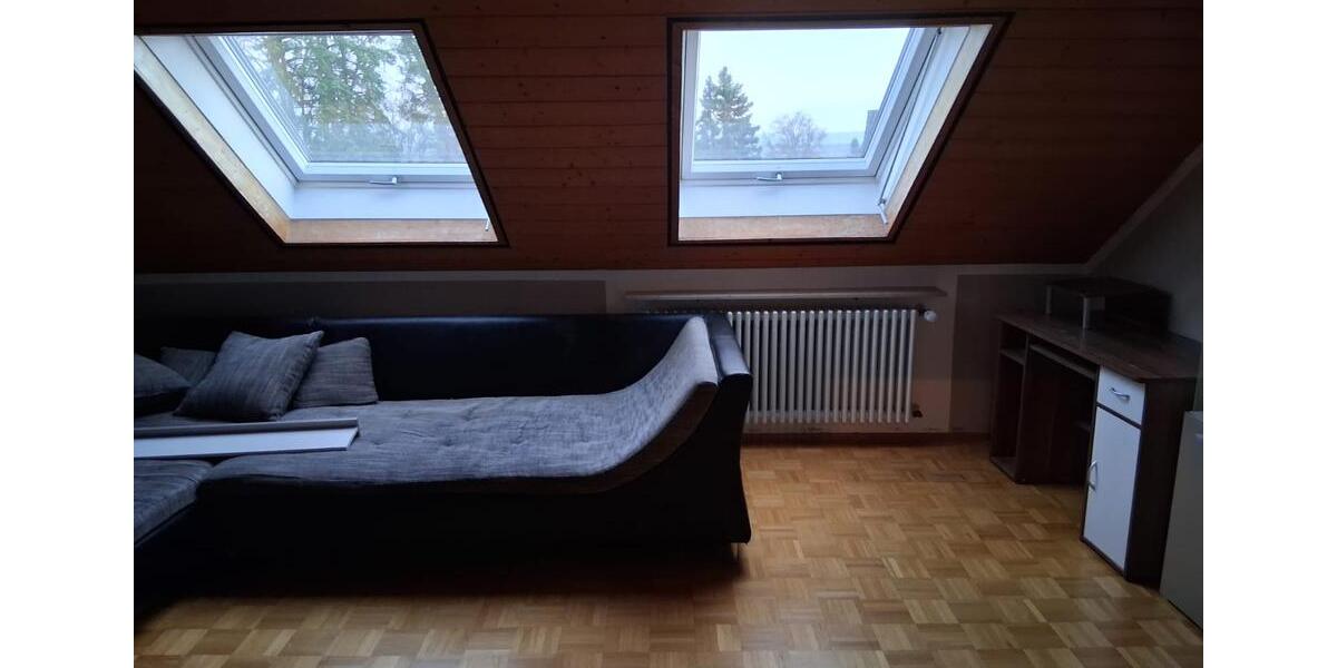Dachgeschoßwohnung Haßfurt - 2.5 Zimmer, 60 m&sup2;, 500&euro; | Angebot:26484001