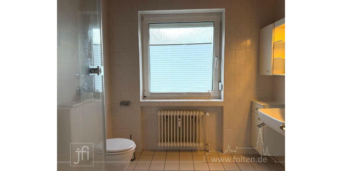 Erdgeschoßwohnung Emden Tholenswehr - 4 Zimmer, 82 m&sup2;, 575&euro; | Angebot:25988193