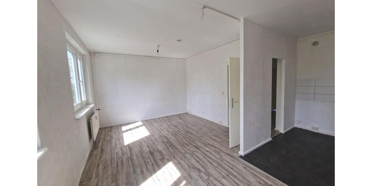 Etagenwohnung Gera - 4 Zimmer, 70 m&sup2;, 385&euro; | Angebot:26619936