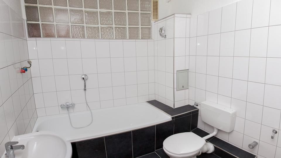 Etagenwohnung Wuppertal Eckbusch - 2.5 Zimmer, 59 m&sup2;, 690&euro; | Angebot:24822319