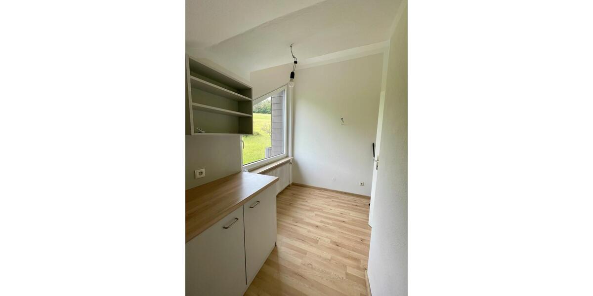 Dachgeschoßwohnung Leidersbach - 2 Zimmer, 60 m&sup2;, 600&euro; | Angebot:26527332