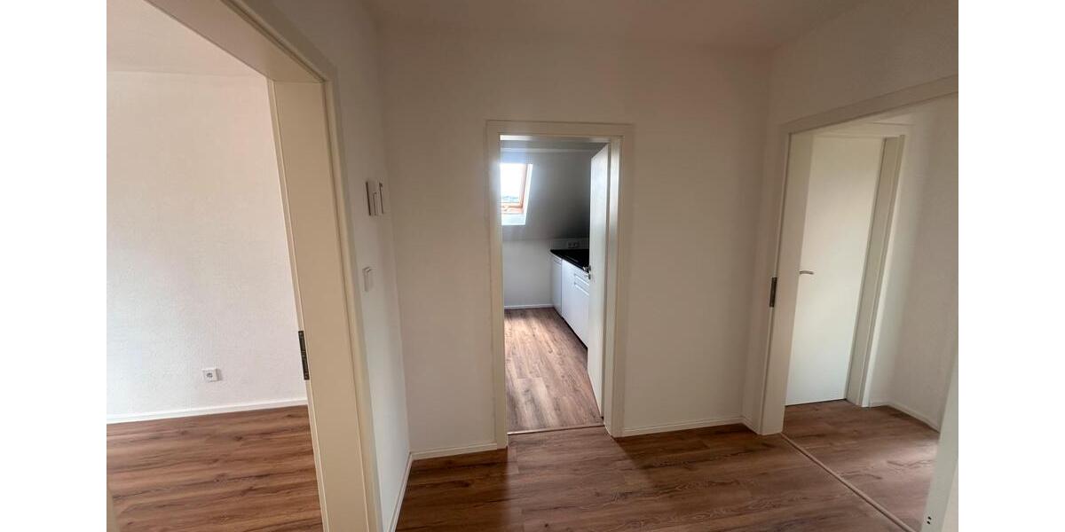 Dachgeschoßwohnung Waldbrunn - 3 Zimmer, 70 m&sup2;, 750&euro; | Angebot:26525464