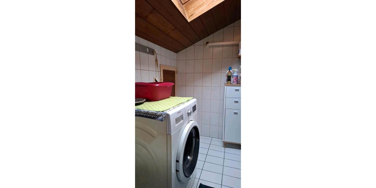 Dachgeschoßwohnung Traunreut Irsing - 2 Zimmer, 53 m&sup2;, 705&euro; | Angebot:25405498