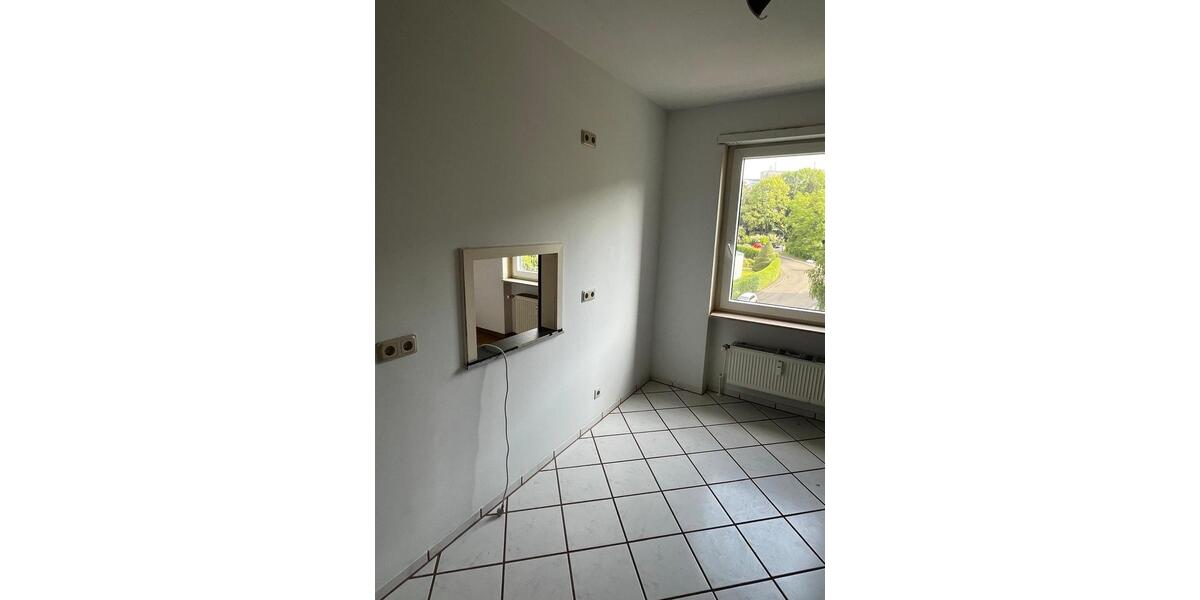 Etagenwohnung Völklingen - 4 Zimmer, 100 m&sup2;, 1.050&euro; | Angebot:26293919