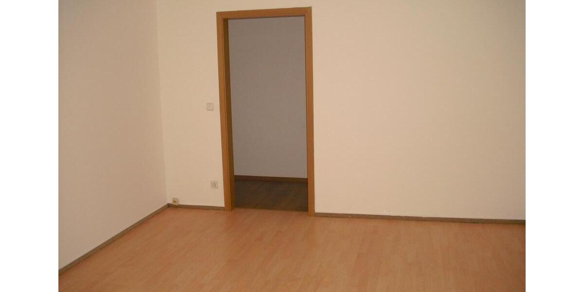 Etagenwohnung Röderland - 2 Zimmer, 67 m&sup2;, 330&euro; | Angebot:26426482