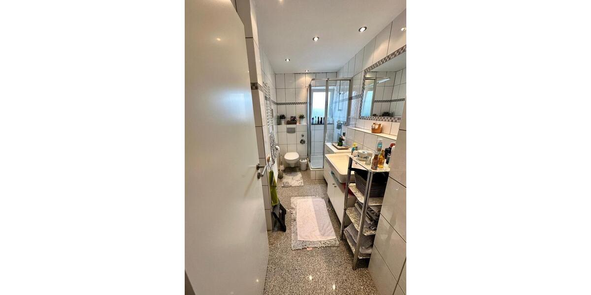 Etagenwohnung Köln Kalk - 3 Zimmer, 70 m&sup2;, 1.095&euro; | Angebot:26522767