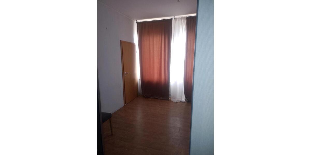 Dachgeschoßwohnung Braunschweig Westliches Ringgebiet - 2.5 Zimmer, 60 m&sup2;, 600&euro; | Angebot:25161230