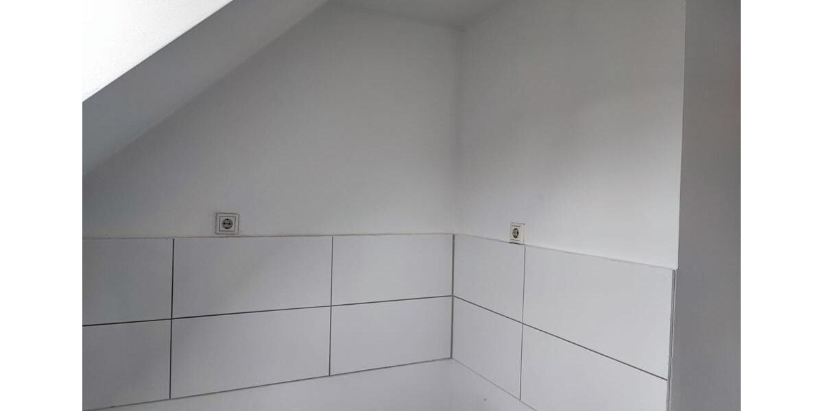 Dachgeschoßwohnung Hagen - 1 Zimmer, 46 m&sup2;, 350&euro; | Angebot:26150921