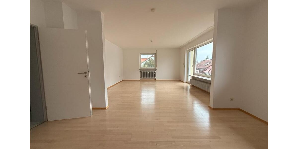 3 Zimmer in Wendelstein ~ Balkon • EBK • Garage 3 zimmer