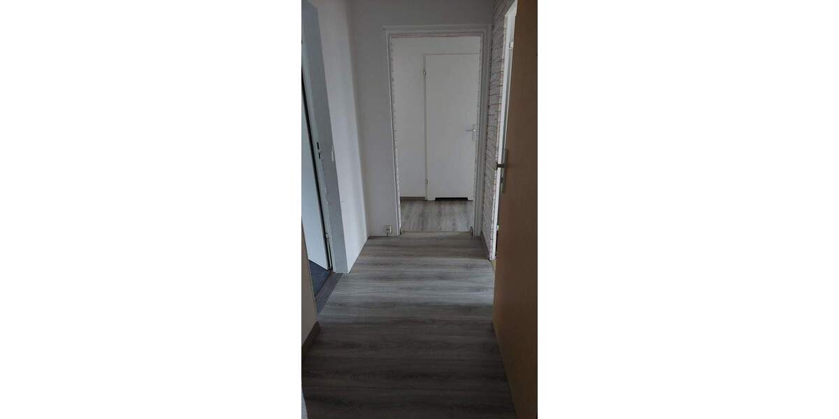 Etagenwohnung Müncheberg - 4 Zimmer, 76 m&sup2;, 700&euro; | Angebot:25797001