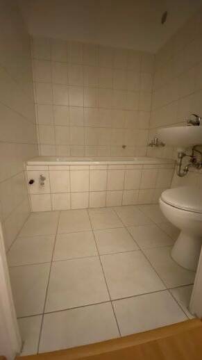 Etagenwohnung Kindelbrück - 5 Zimmer, 124 m&sup2;, 783&euro; | Angebot:25689872