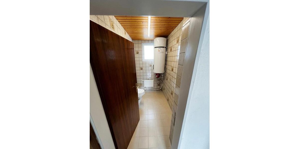 Einfamilienhaus Lauter - 9 Zimmer, 150 m&sup2;, 1.500&euro; | Angebot:26232280