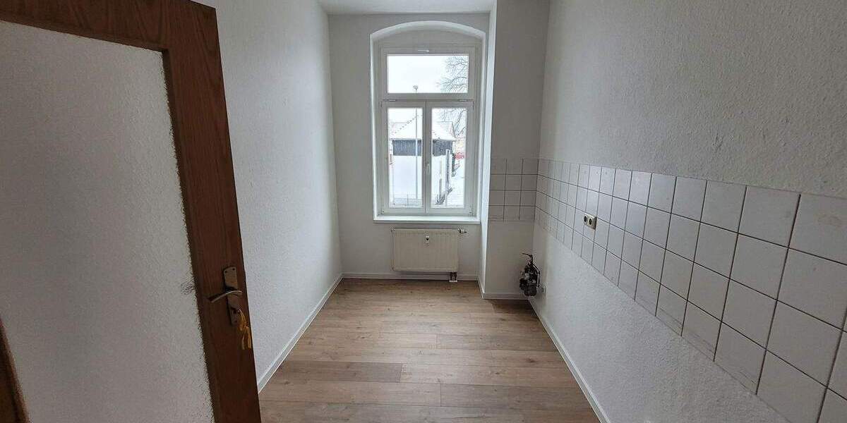 Etagenwohnung Pirna Sonnenstein - 3 Zimmer, 77 m&sup2;, 615&euro; | Angebot:25668953