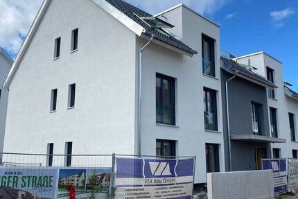 ERSTBEZUG! 3 Zimmer Dachgeschoss-Wohnung in Toplage von Weil am Rhein-Altweil