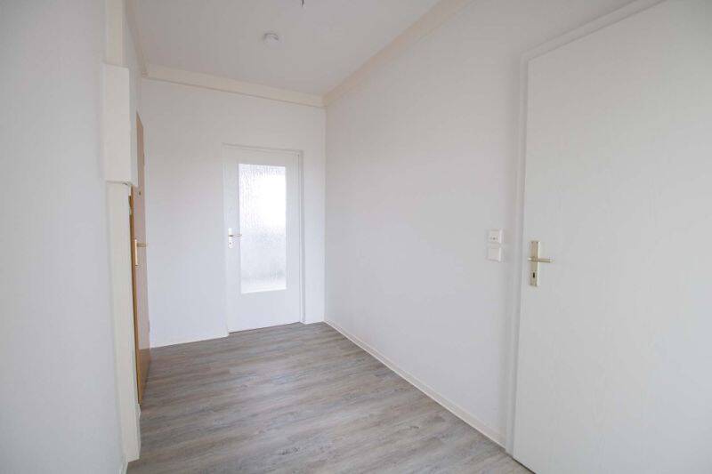 Etagenwohnung Halle (Saale) Heide Nord - 6 Zimmer, 113 m&sup2;, 567&euro; | Angebot:26142627