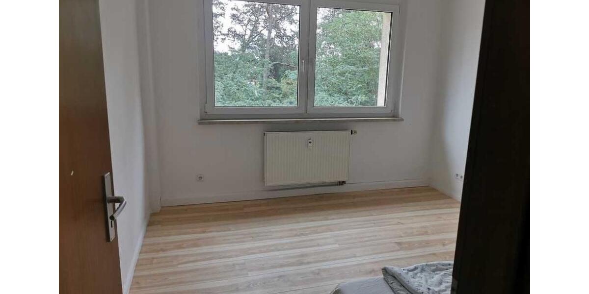 Etagenwohnung Bad Schmiedeberg - 4 Zimmer, 80 m&sup2;, 473&euro; | Angebot:26691762