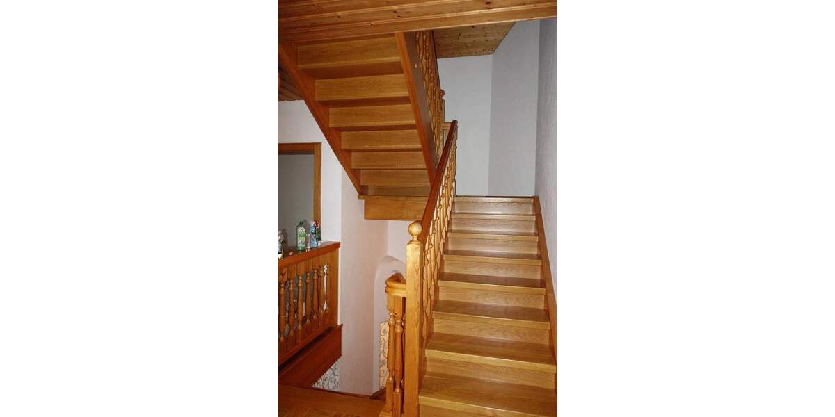 Doppelhaushälfte Laberweinting - 4 Zimmer, 163 m&sup2;, 1.000&euro; | Angebot:24529531