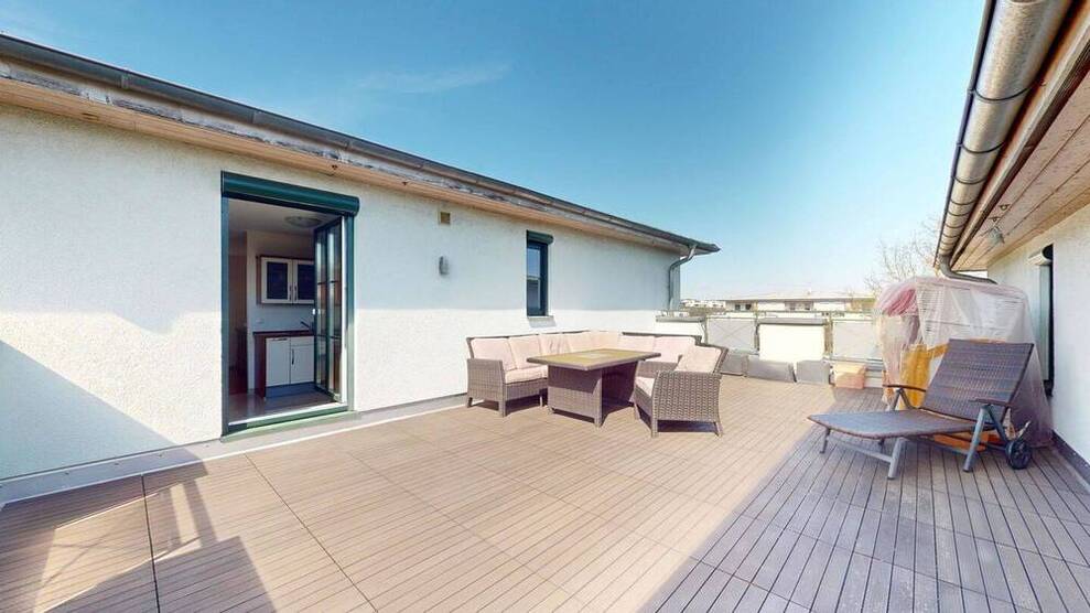 Möblierte Dachgeschoßwohnung mit Penthouse-Flair