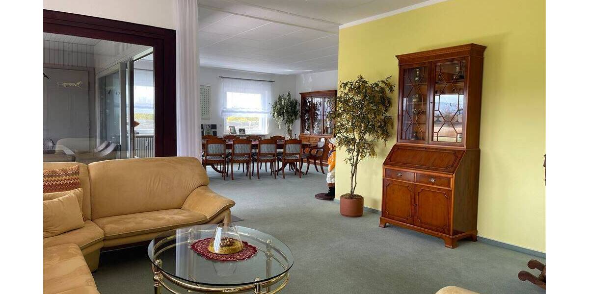 Etagenwohnung Iffezheim - 2 Zimmer, 131 m&sup2;, 990&euro; | Angebot:25996133