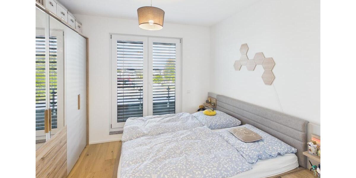 Dachgeschoßwohnung Pulheim - 4 Zimmer, 155 m&sup2;, 2.150&euro; | Angebot:26266804