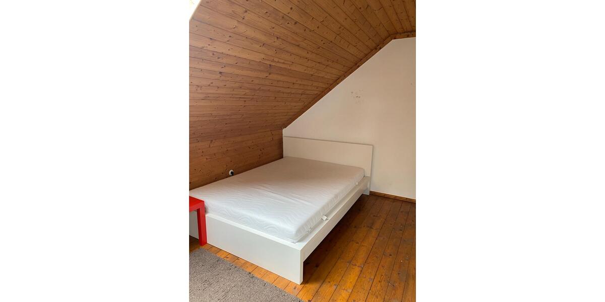 Dachgeschoßwohnung Bayreuth Meyernberg - 2 Zimmer, 41 m&sup2;, 600&euro; | Angebot:25844460