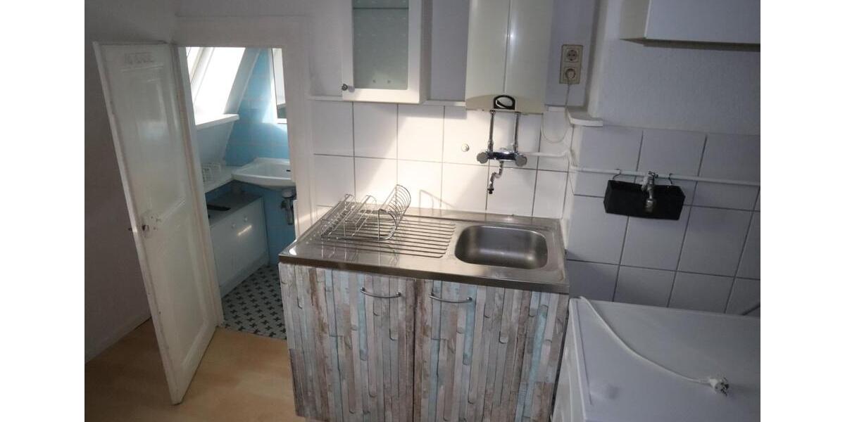 Dachgeschoßwohnung Kassel Philippinenhof-Warteberg - 3 Zimmer, 75 m&sup2;, 650&euro; | Angebot:24953112