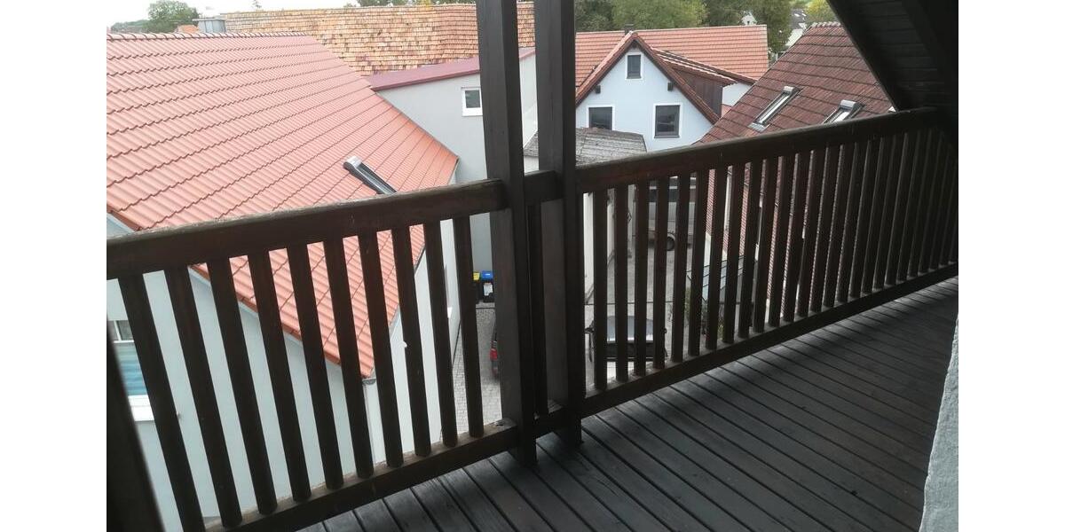 Dachgeschoßwohnung Gerolzhofen - 3 Zimmer, 103 m&sup2;, 720&euro; | Angebot:26521935