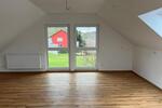 Freundliche Dachgeschosswohnung in Riedenberg 2 zimmer