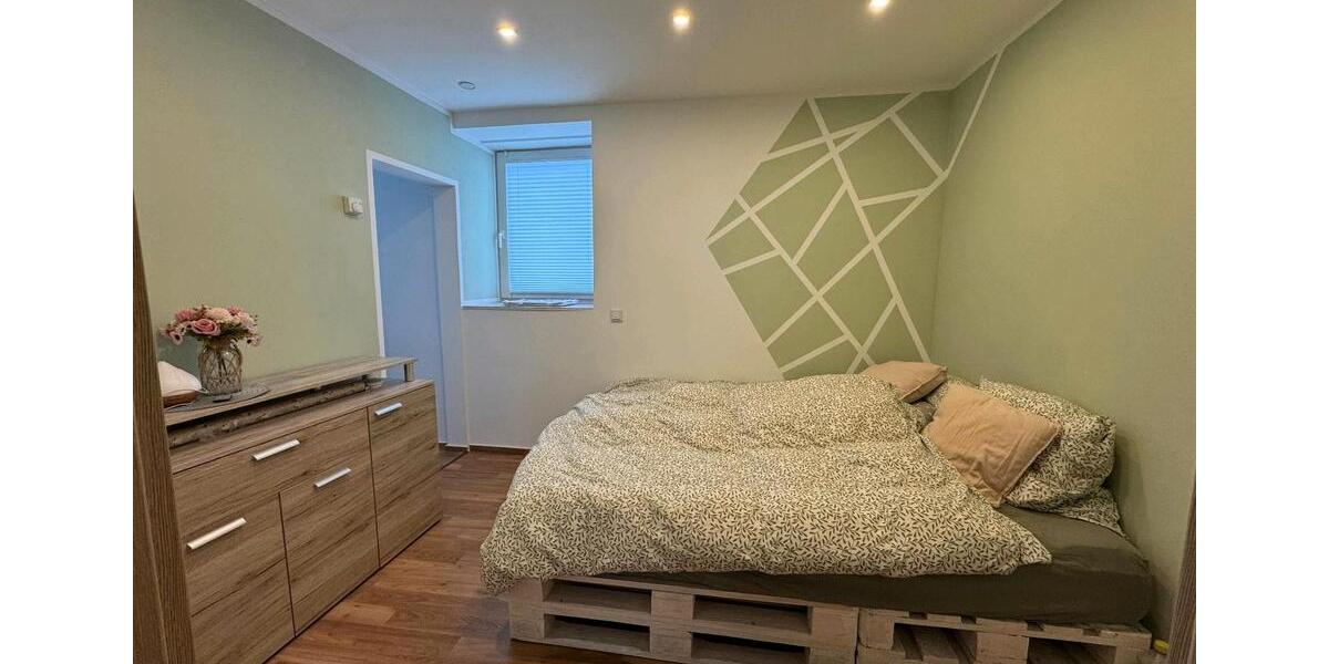 Erdgeschoßwohnung Lauter-Bernsbach Bernsbach - 2 Zimmer, 53 m&sup2;, 280&euro; | Angebot:25901699