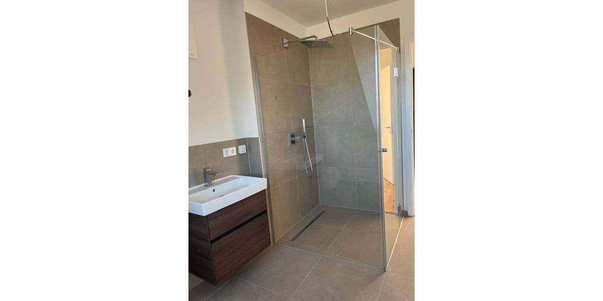 Etagenwohnung Lüneburg Rotes Feld - 4 Zimmer, 108 m&sup2;, 1.950&euro; | Angebot:25986358