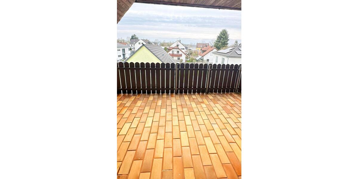 Dachgeschoßwohnung Oberasbach - 3.5 Zimmer, 75 m&sup2;, 950&euro; | Angebot:25873675