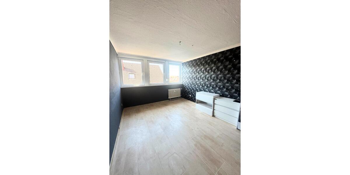 Dachgeschoßwohnung Hessisch Oldendorf - 3 Zimmer, 85 m&sup2;, 800&euro; | Angebot:26591128