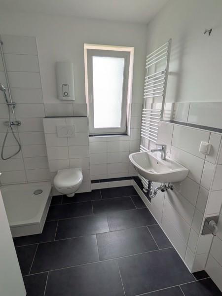 Frisch sanierte 2-Zimmer-Wohnung mit Balkon