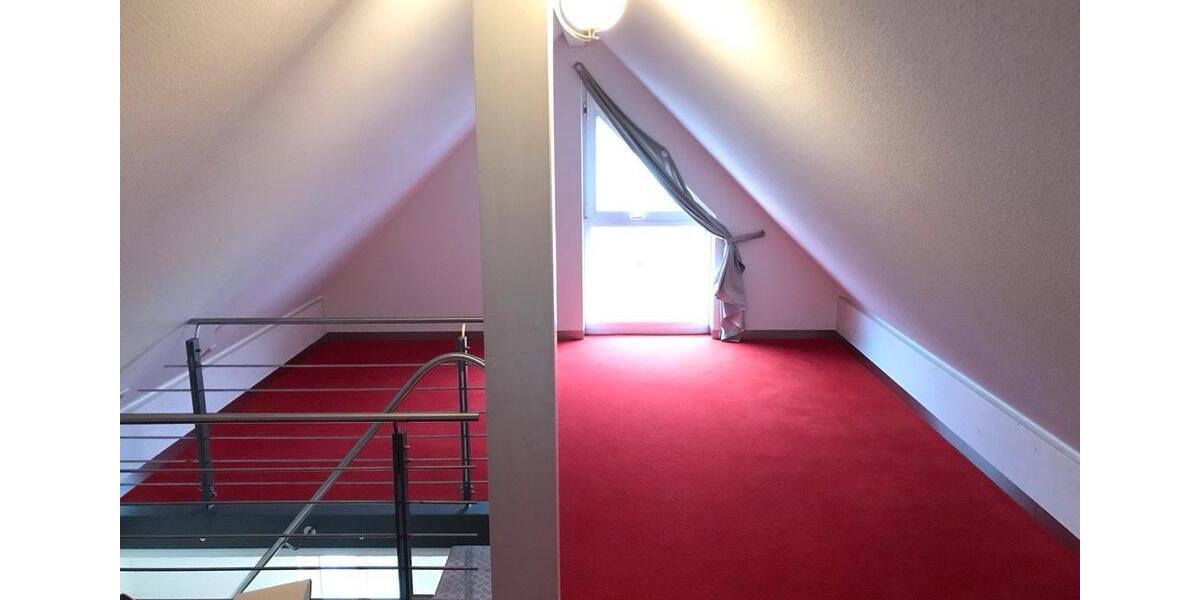 Dachgeschoßwohnung Sigmaringen - 3 Zimmer, 85 m&sup2;, 990&euro; | Angebot:24830904