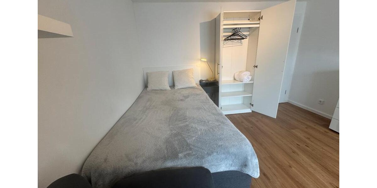 Wohnen auf Zeit Pinneberg - 1 Zimmer, 20 m&sup2;, 620&euro; | Angebot:26380243