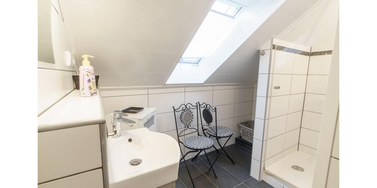 Wohnen auf Zeit Filderstadt - 3 Zimmer, 58 m&sup2;, 1.260&euro; | Angebot:26213584