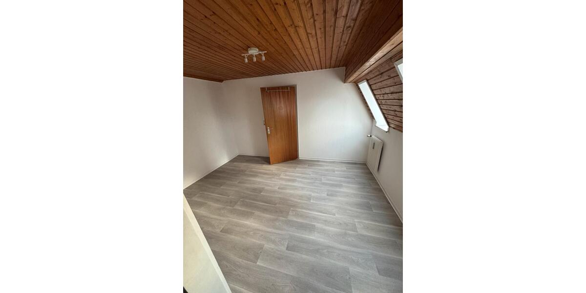 Dachgeschoßwohnung Schongau - 2 Zimmer, 40 m&sup2;, 450&euro; | Angebot:26706078