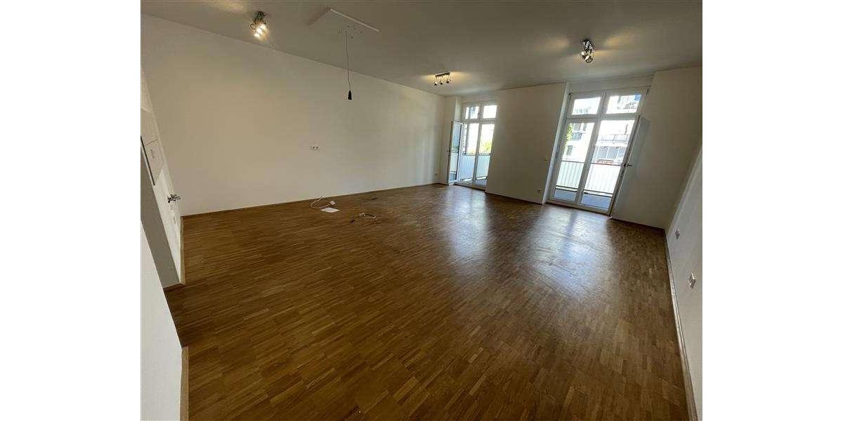 Etagenwohnung Trier Feyen-Weismark - 2 Zimmer, 77 m&sup2;, 780&euro; | Angebot:26533783